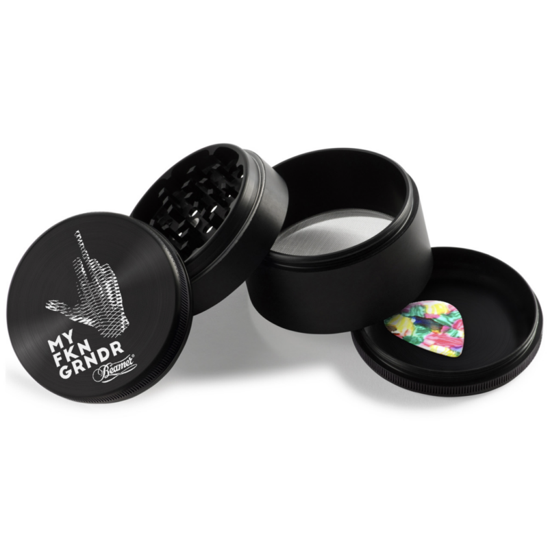0348ba34-165d-4c93-bd84-3284a32a7c1c.png Beamer Aircraft Grade Aluminum Grinder w/ Guitar Pick - 4 Piece - 63mm