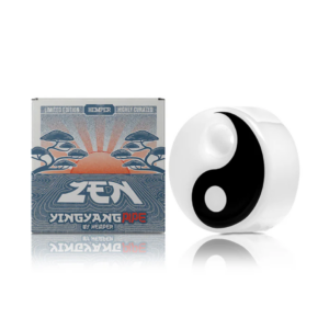 047b562a-904b-4046-b09a-ef345fb390d2.png Hemper Yin-Yang 3” Hand Pipe