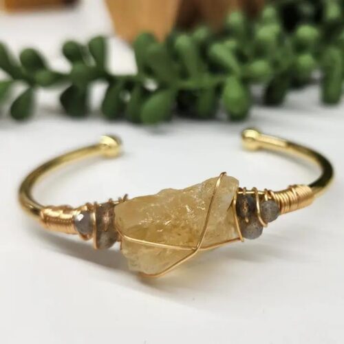 35a0c7ee-6bbb-474d-89ce-b7ebe971104c.jpeg Citrine & Labradorite Rough Gemstone Wire Wrapped Bangle
