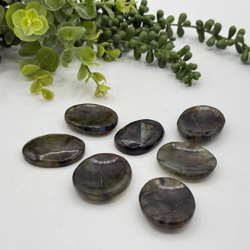 bfd376e3-b1eb-45d8-be60-c198793ab4bb.jpeg Labradorite Worry Stones 40x30x8mm (1 Piece)