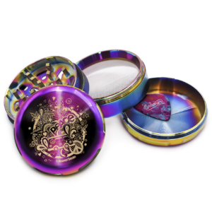 e02c307d-fd02-4f58-b1f6-e3b2dfc1f5ac.png Beamer Aircraft Grade Aluminum Grinder w/ Guitar Pick - 4 Piece - 63mm